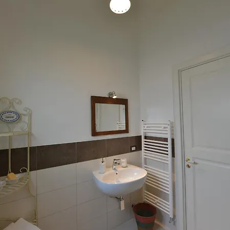 Santachiara マンドゥーリア